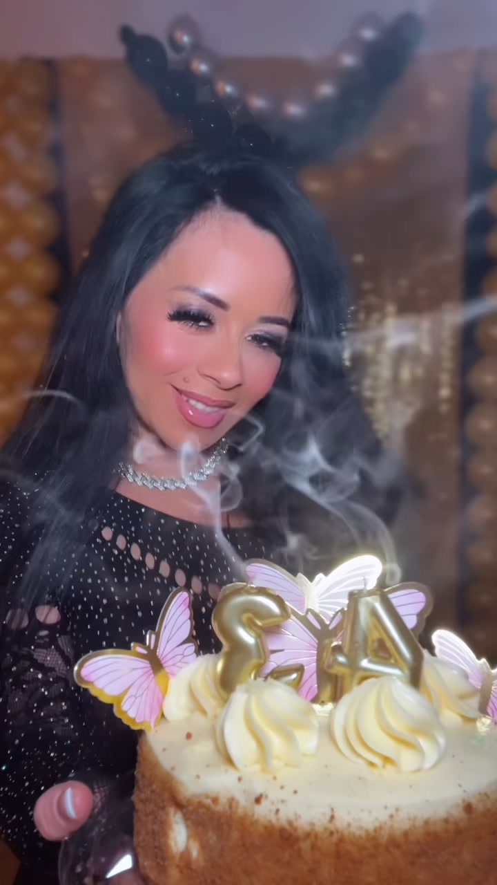 @mrsnikkigoddessss