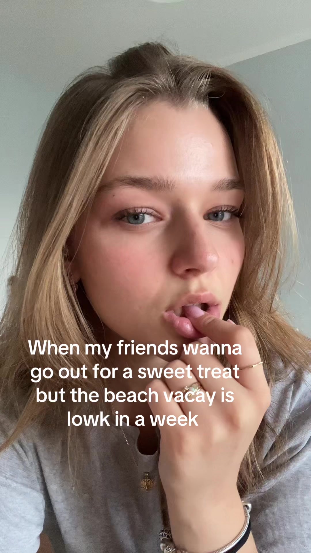 @𝓉𝓇𝒾𝓃𝑔𝒶𝒾𝓈𝒷𝒶𝓈𝒾𝒸