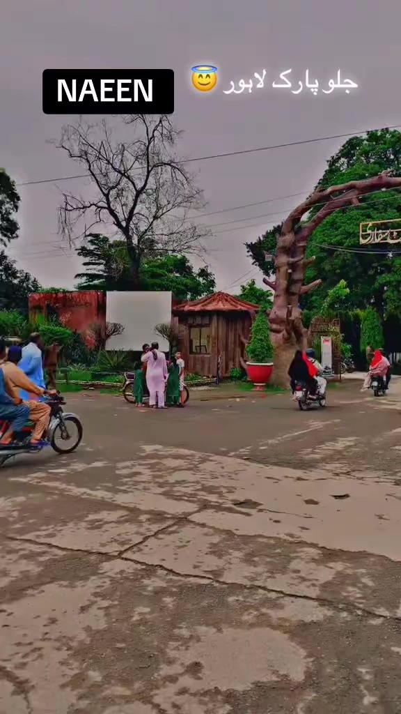 @Mari pyari Maa