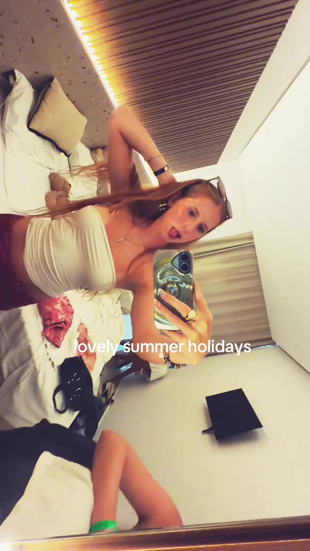 @_llisamariee