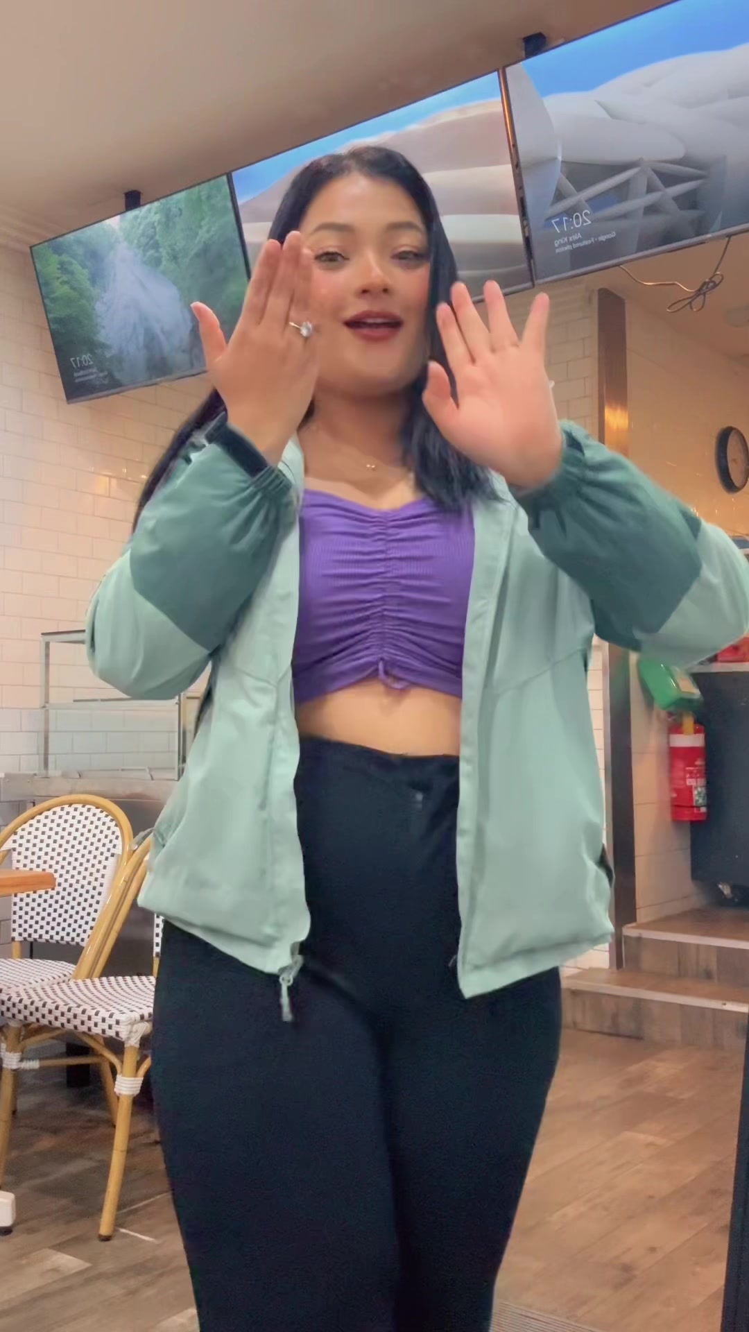 @🦋 Lucky Shrestha 🦋