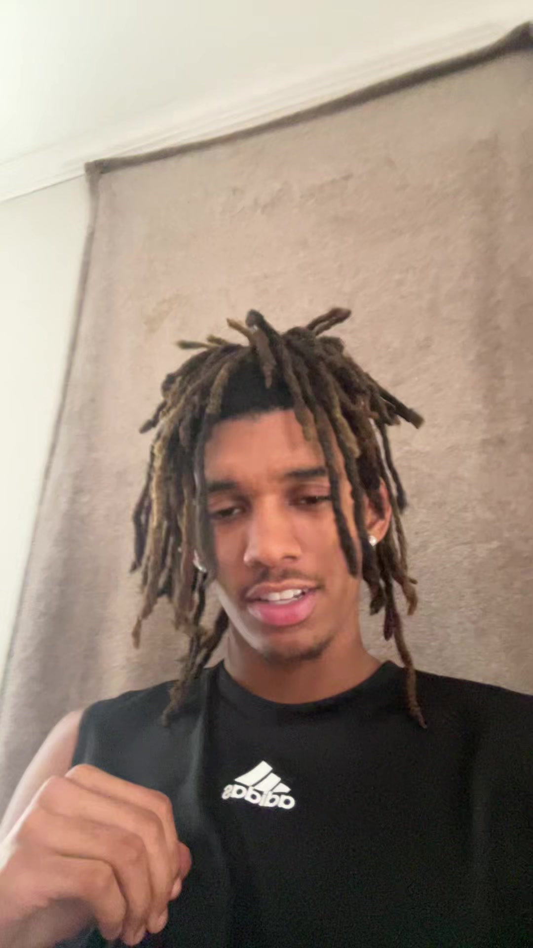 @3