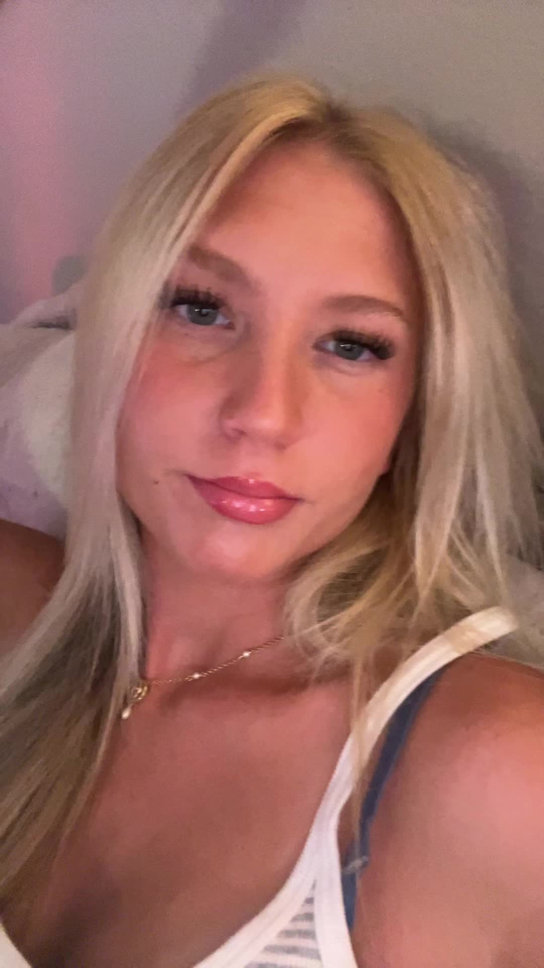 @gg