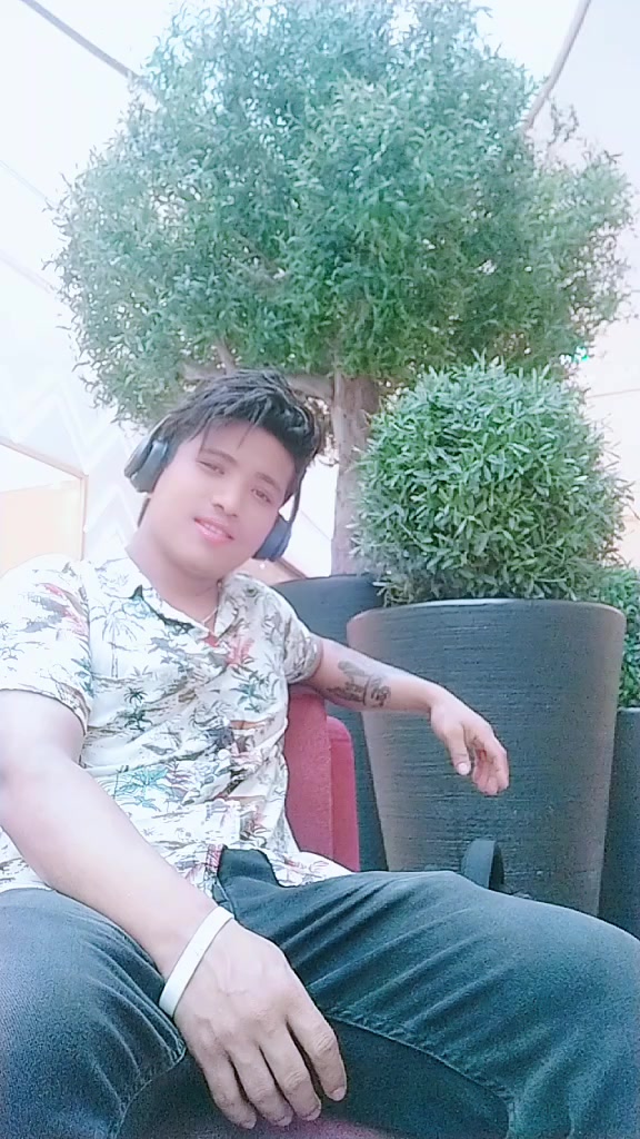 @SINGAL__😎kAYTO--🤟AASHISH🥰