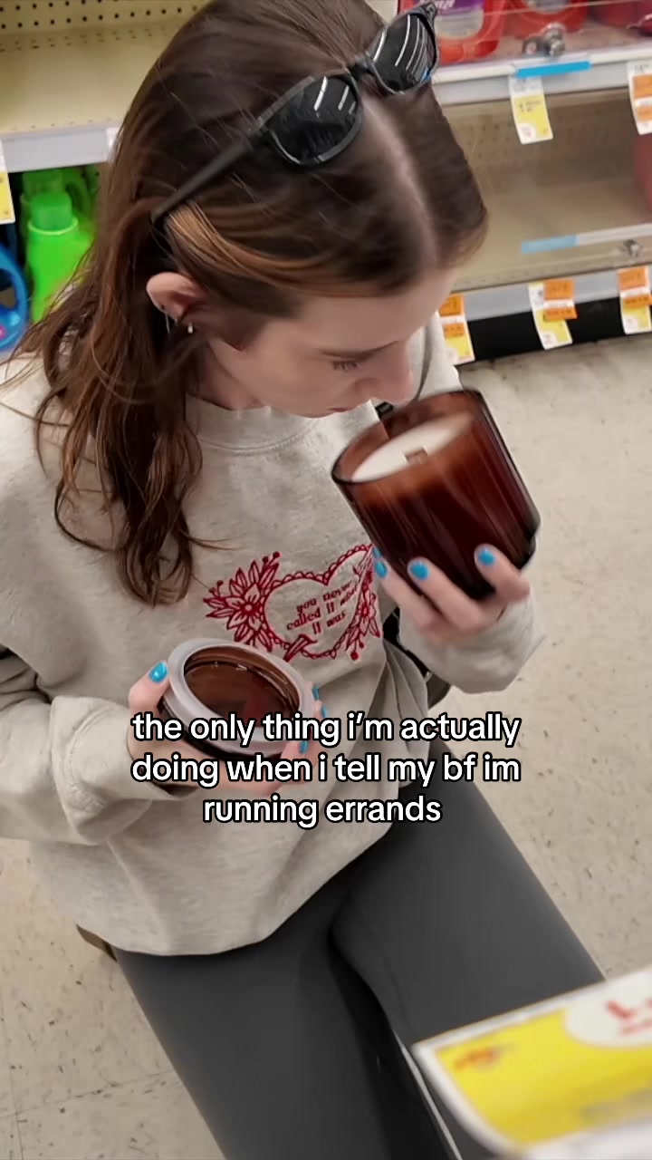 @carlyincontro