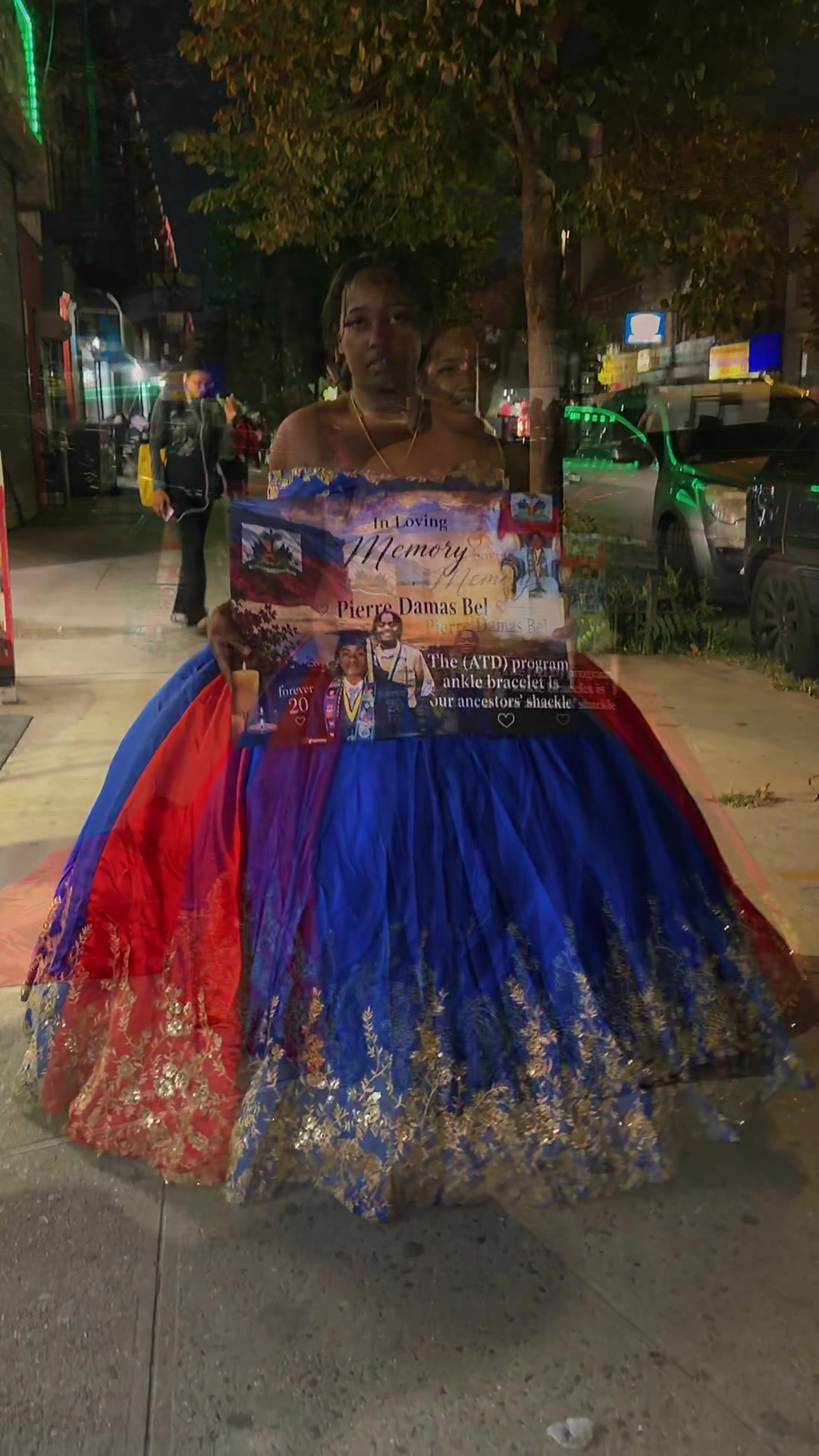 @Designer Santia McKoy
