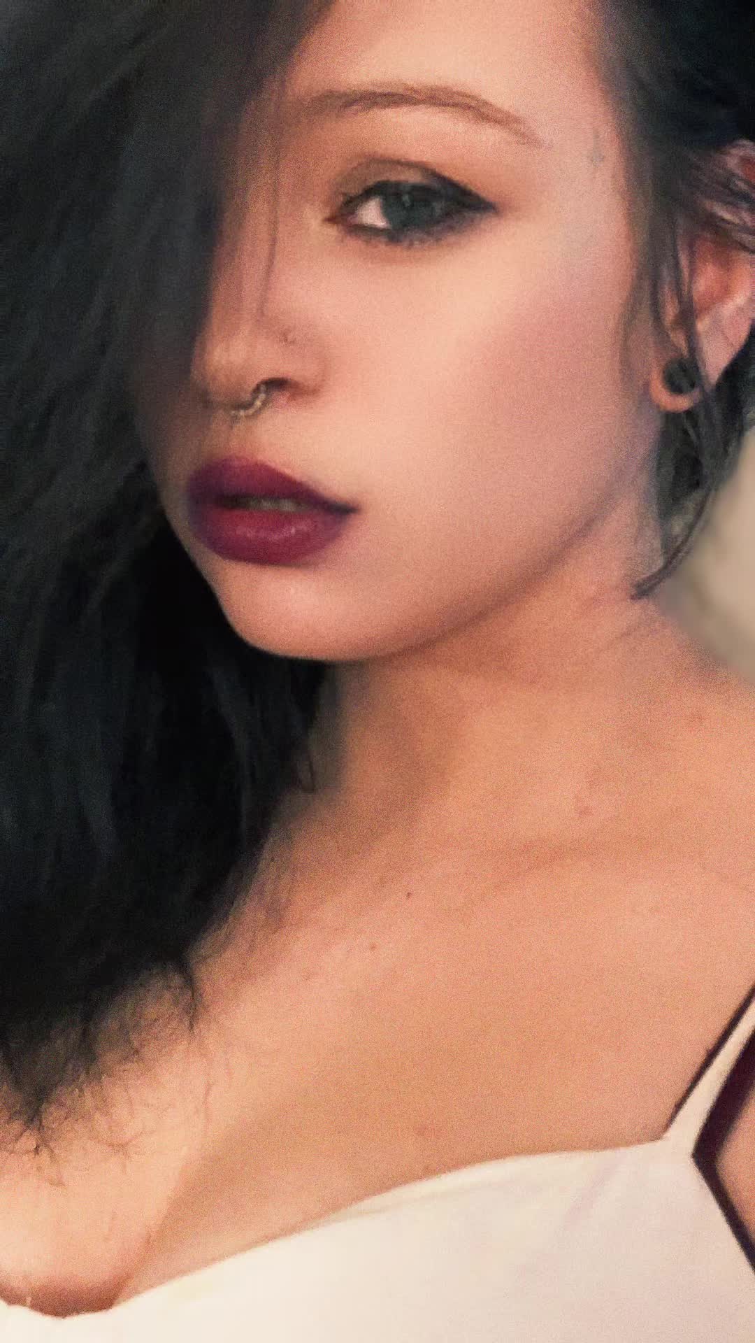 @Angel18