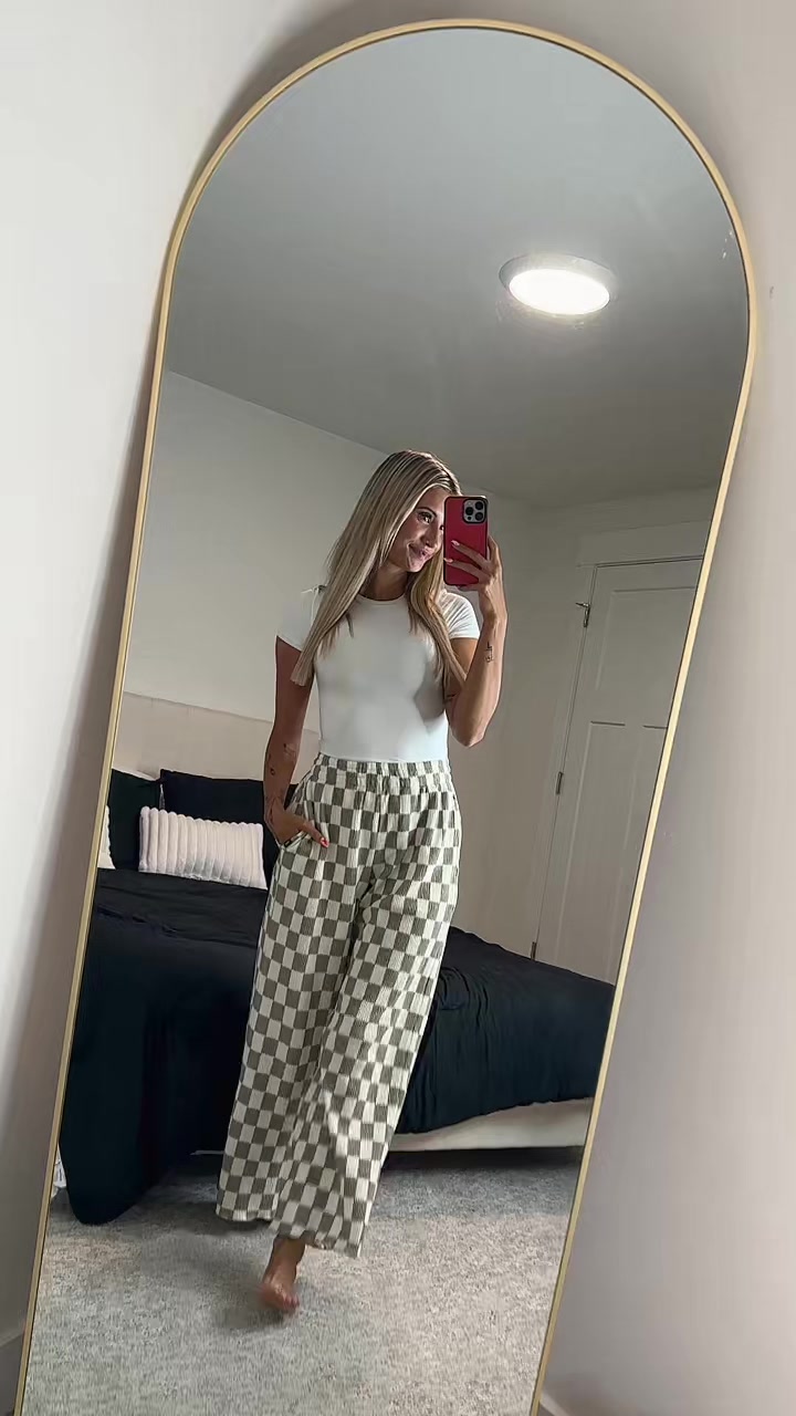@ariaadamstv