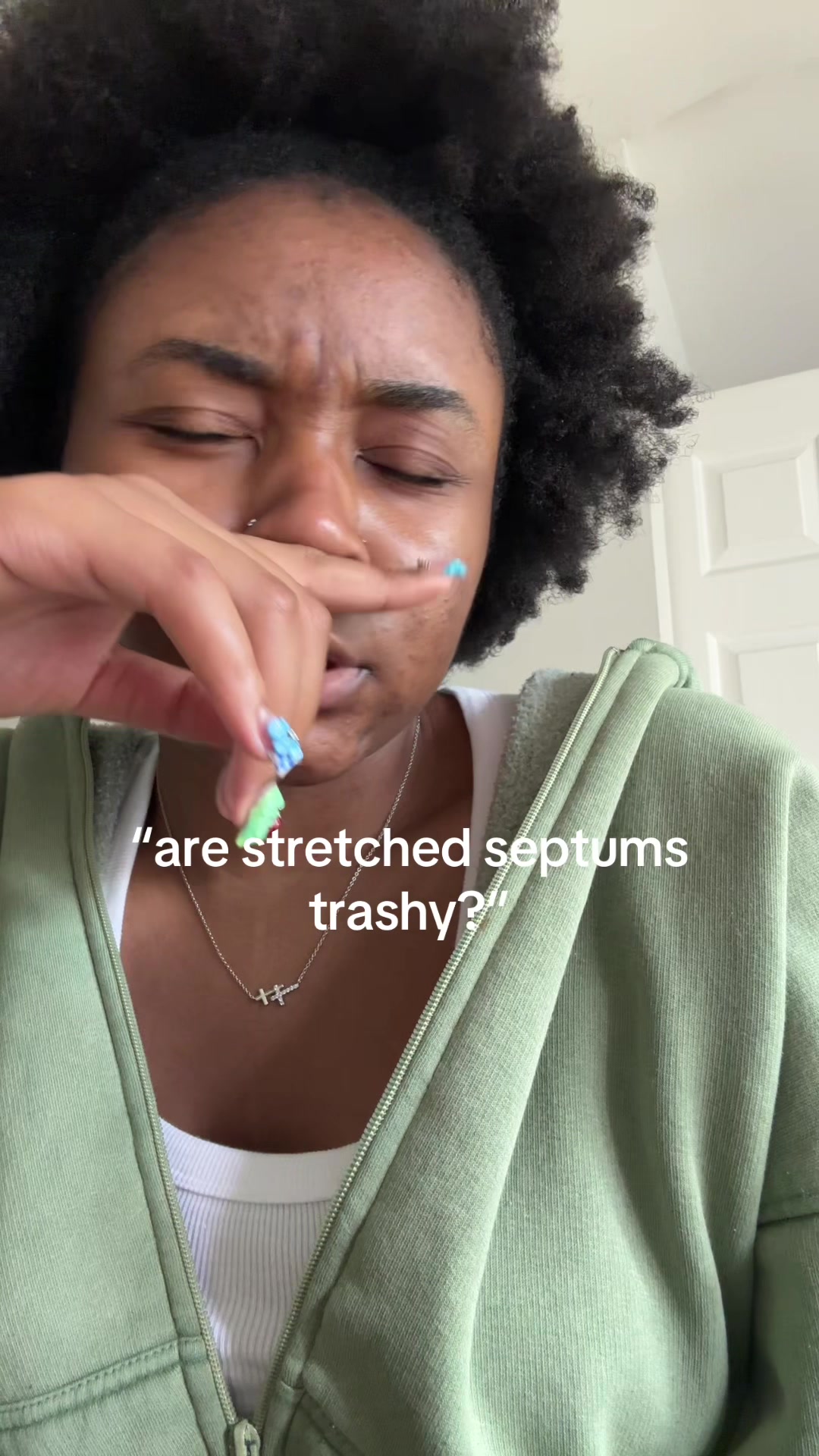 @jacqueef