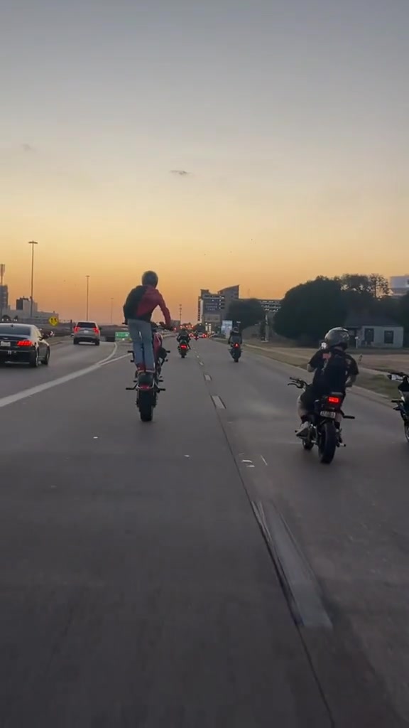 @LbkGsx8R