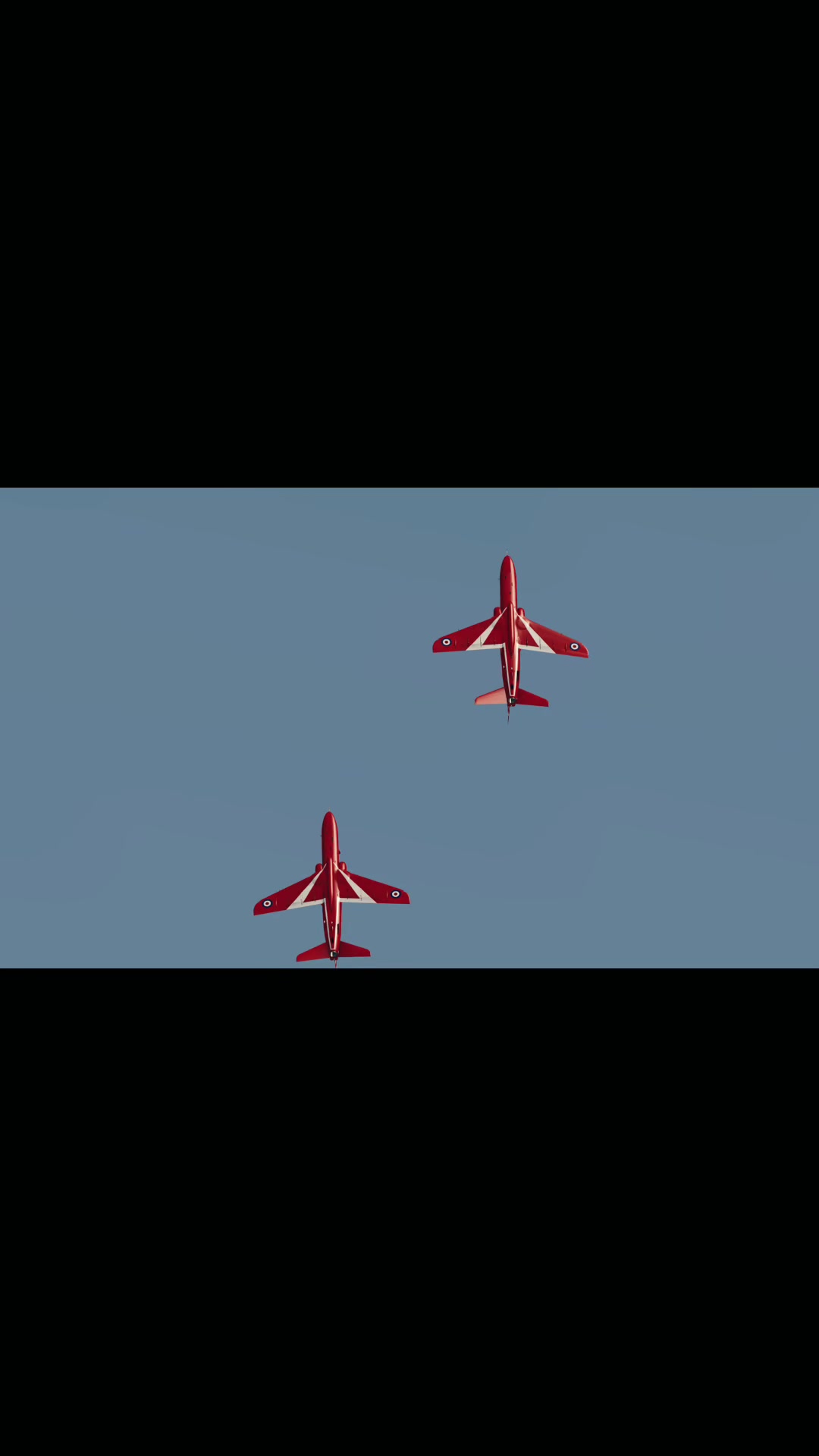@Roblox Red Arrows