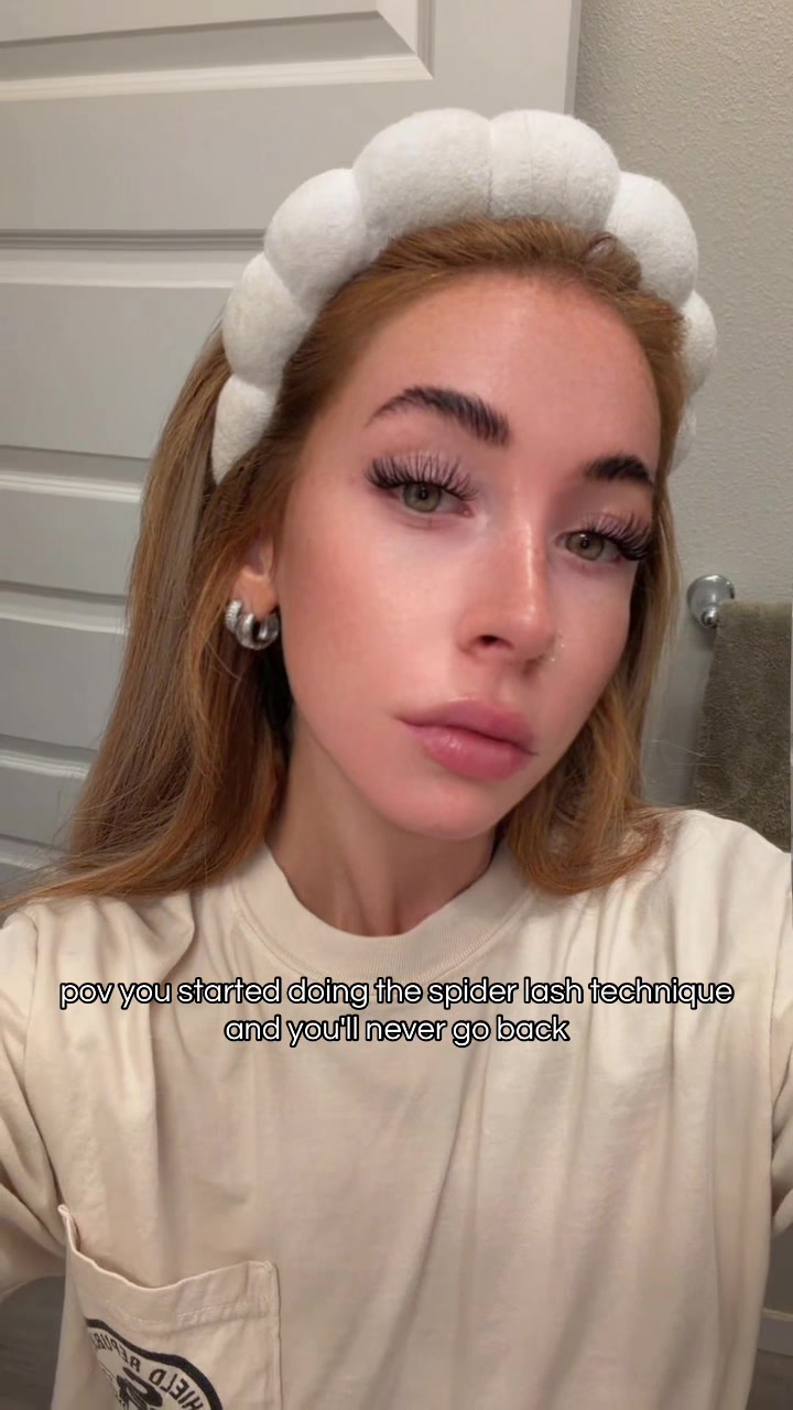 @Hol