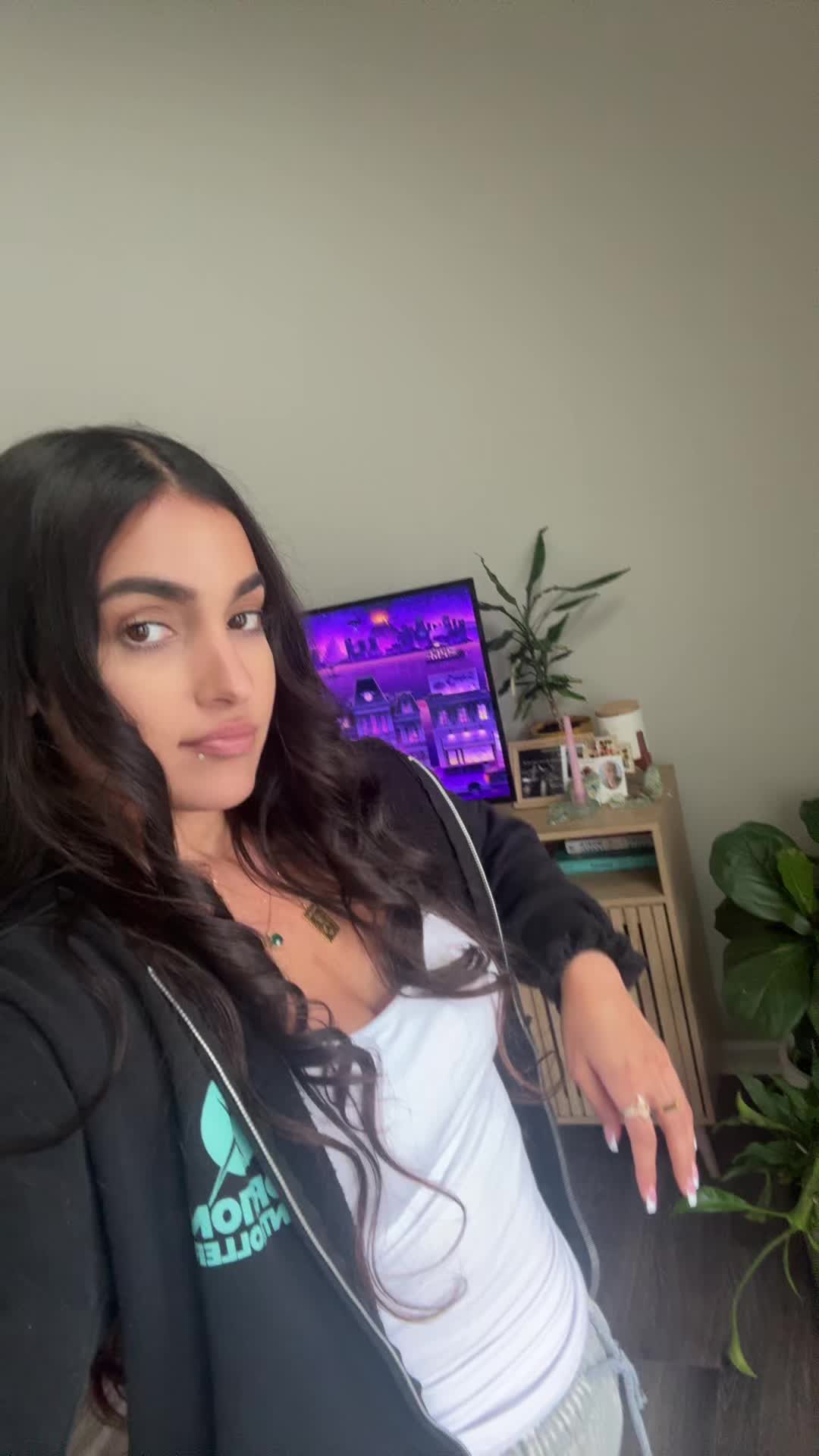 @Ari