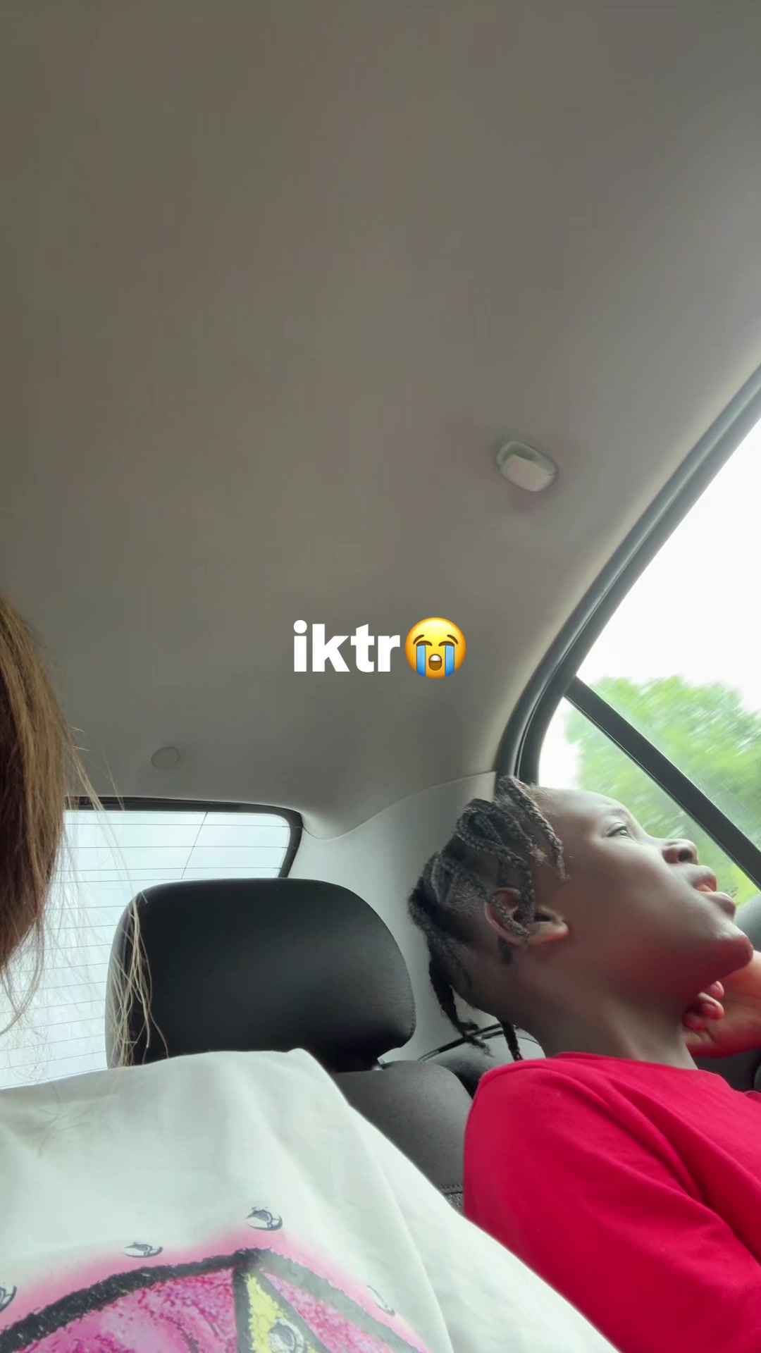 @😉