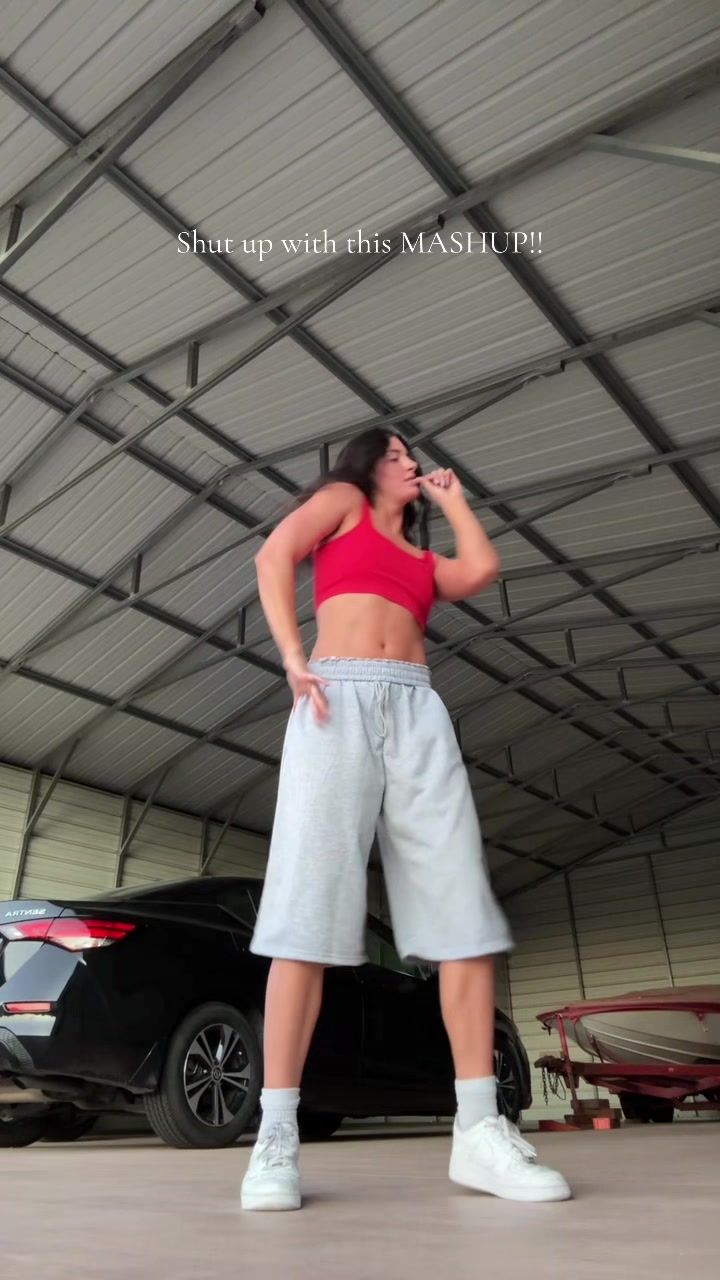 @Roxi