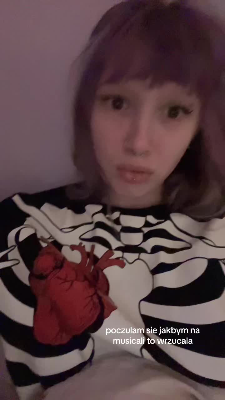 @n4d1@
