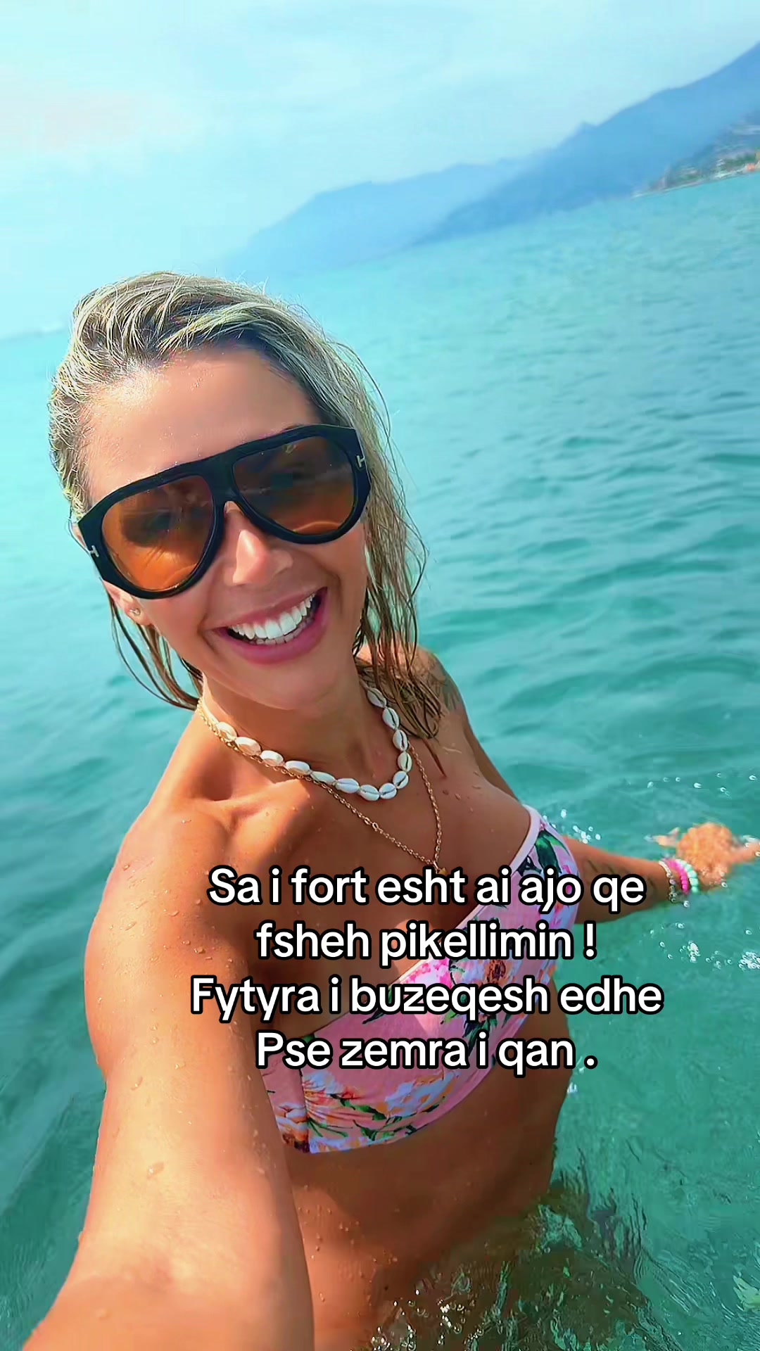 @FRANCESCA🇦🇱🇽🇰