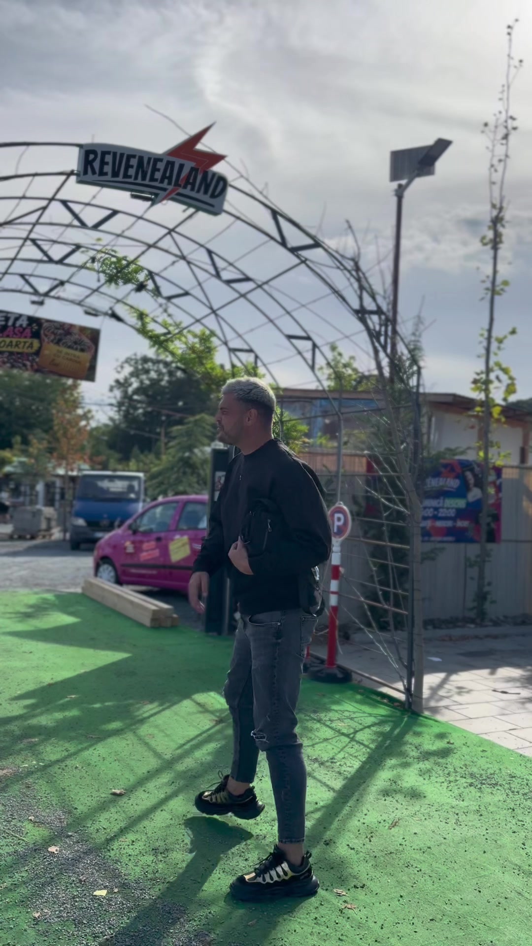 @Razvan Botezatu