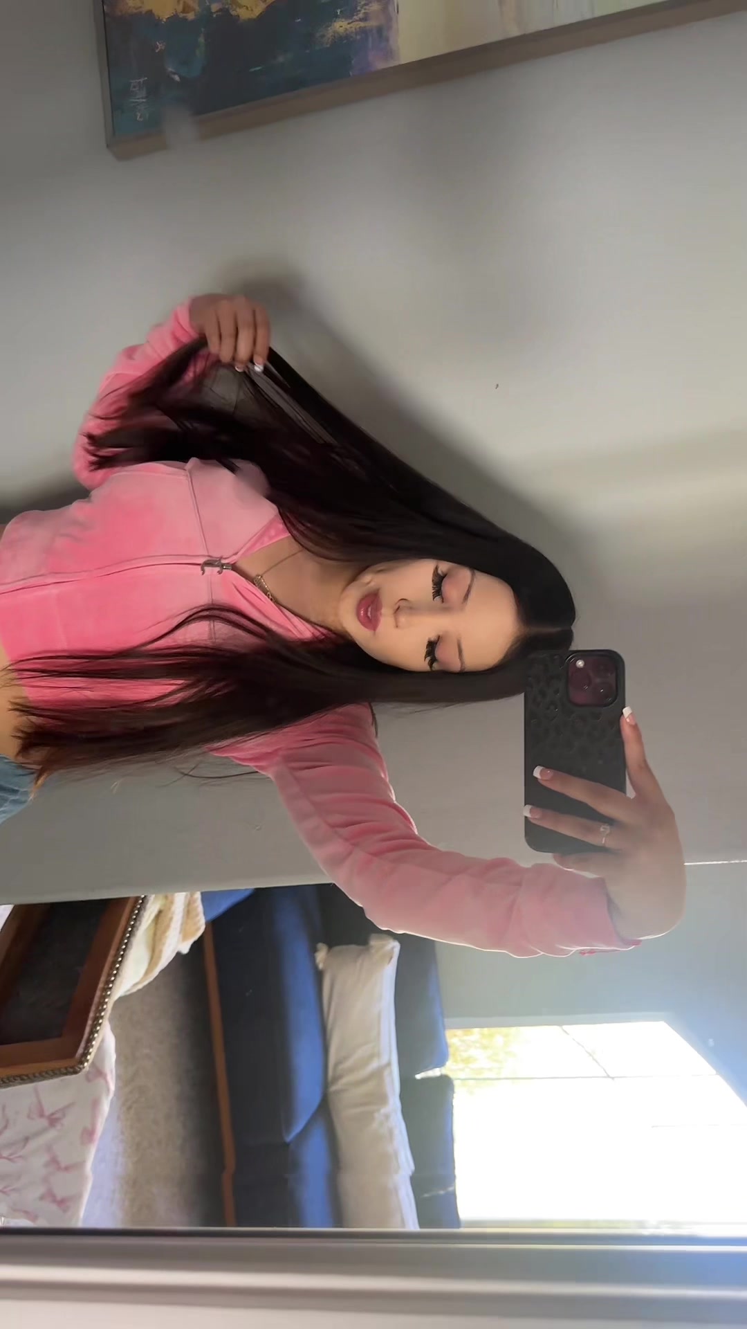@Camila