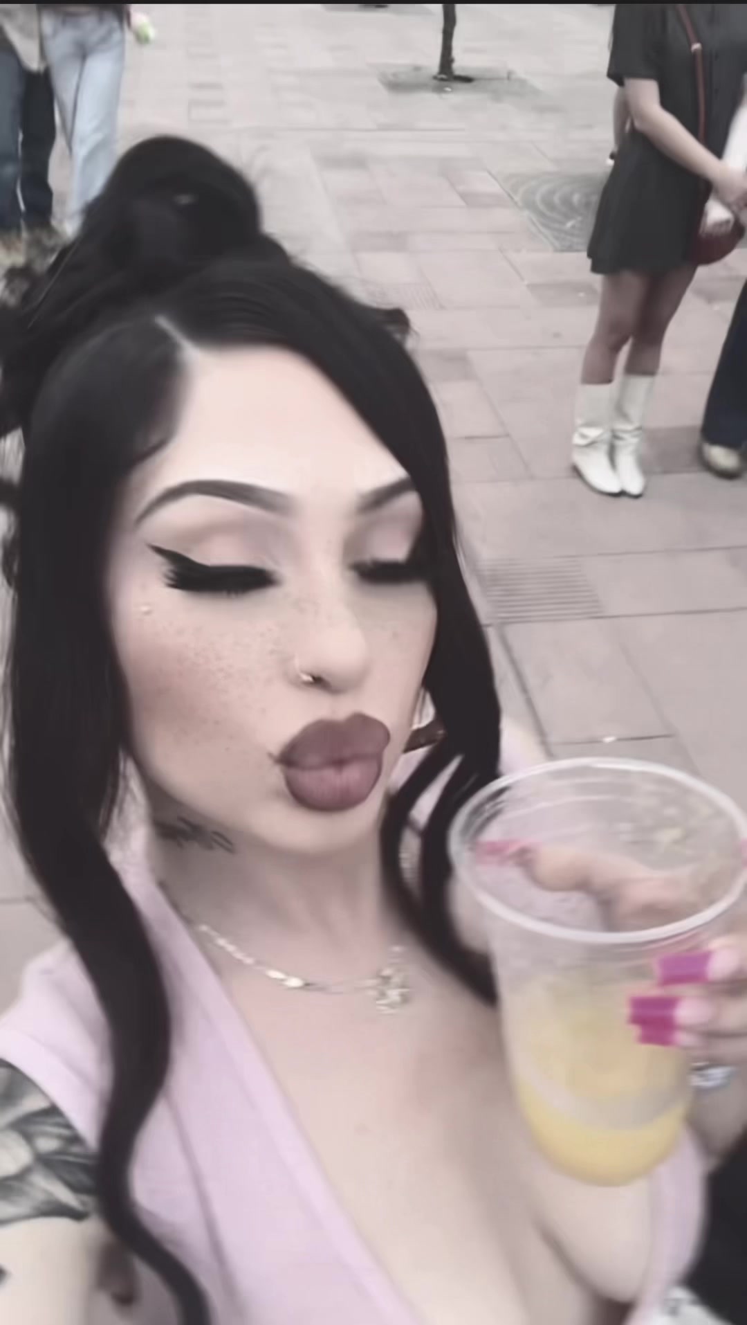 @𝐵𝓁𝒶𝓃𝓆𝓊𝒾𝓉𝒶🤍