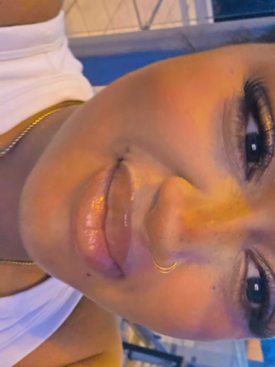 @Ayoko