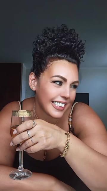@Manuela
