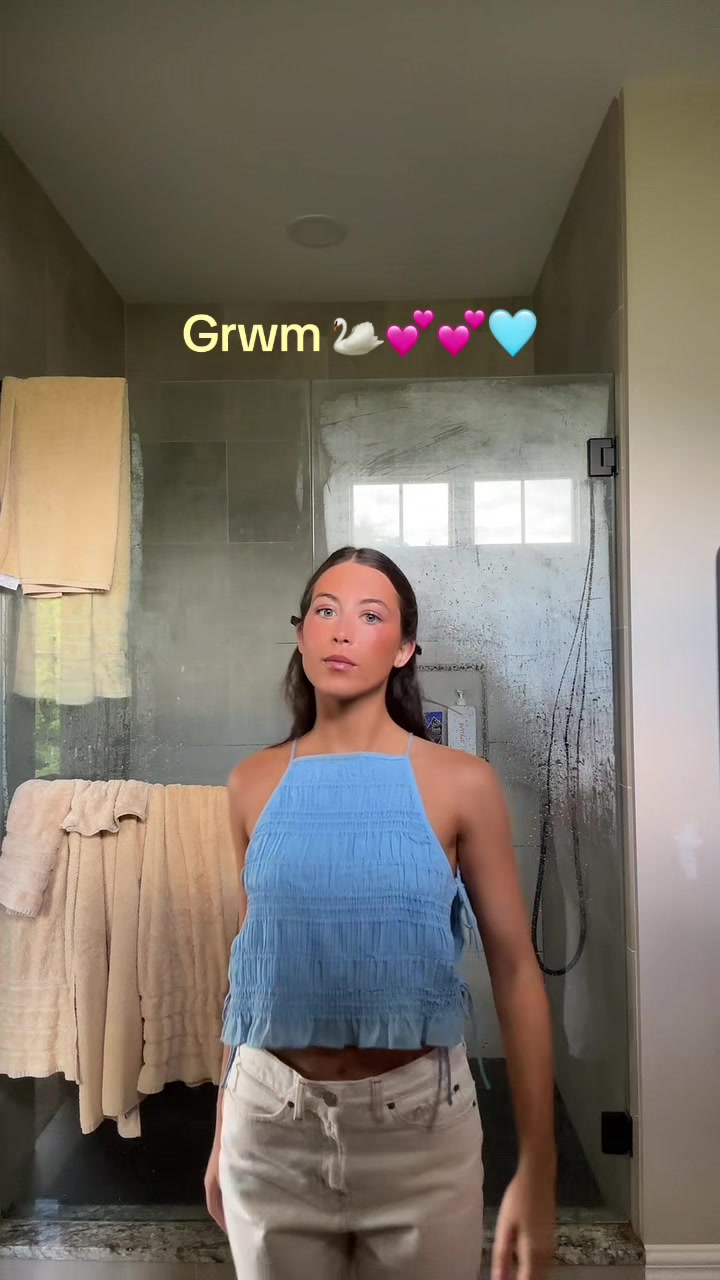 @Mia