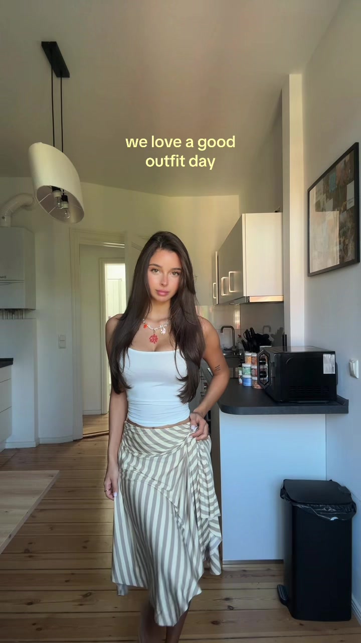 @Elisa