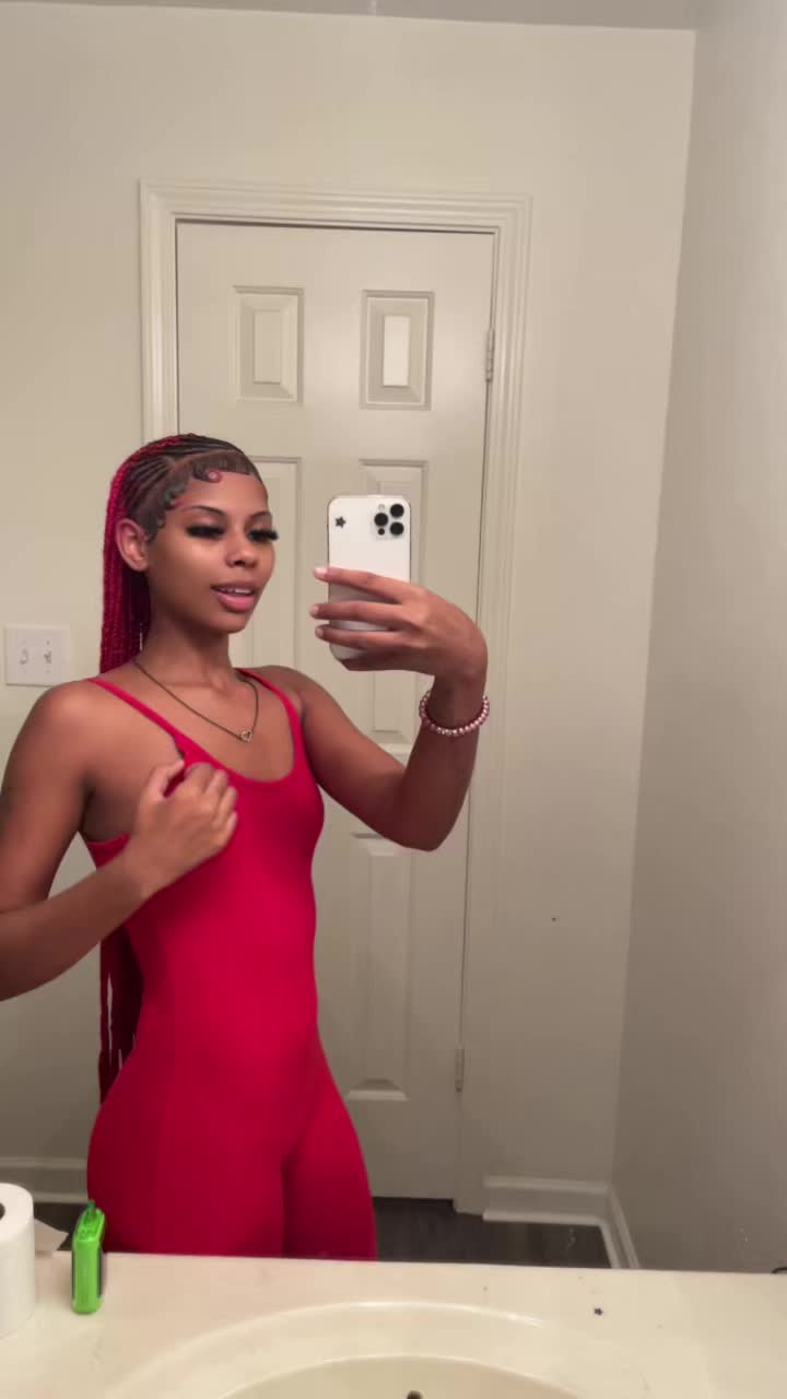 @nessaboo