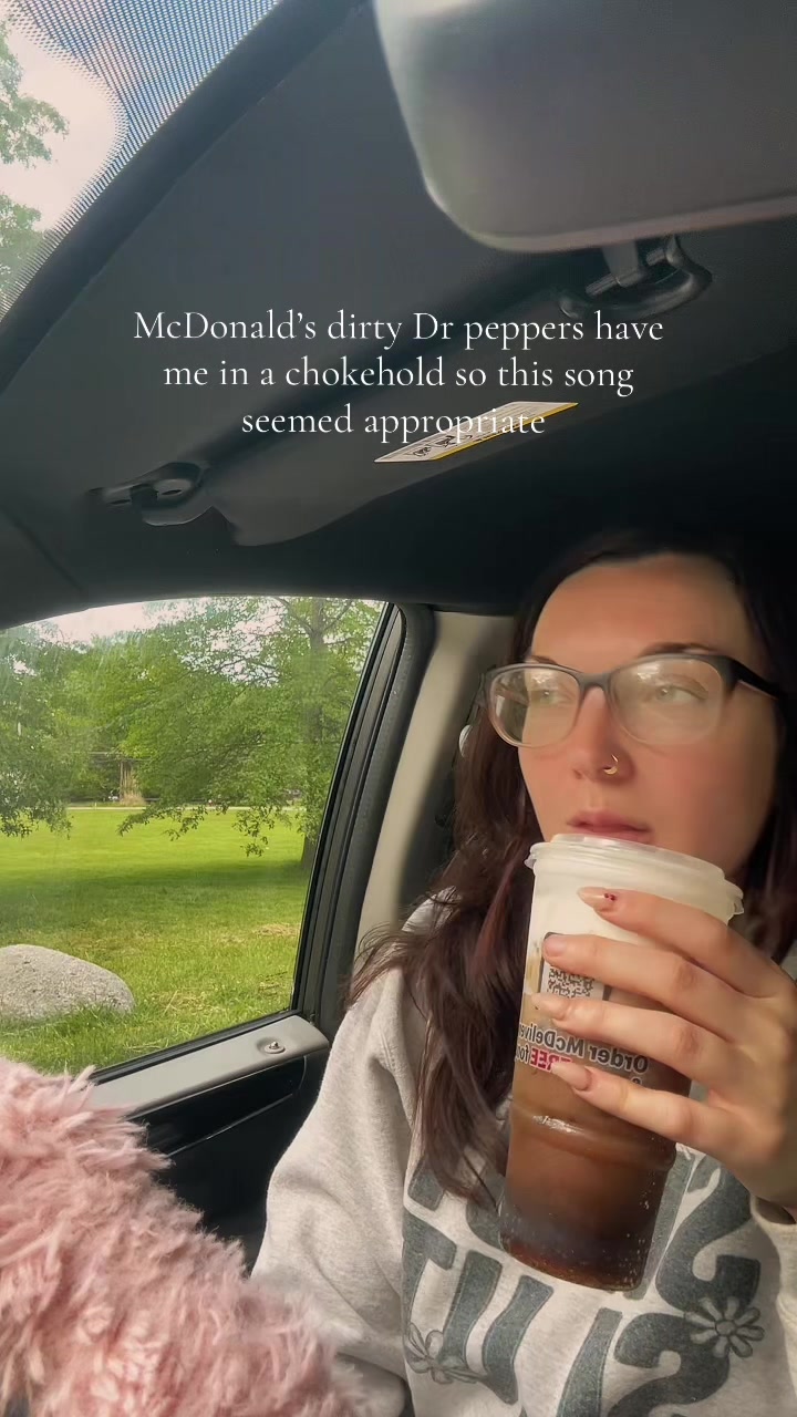 @mommaaaav