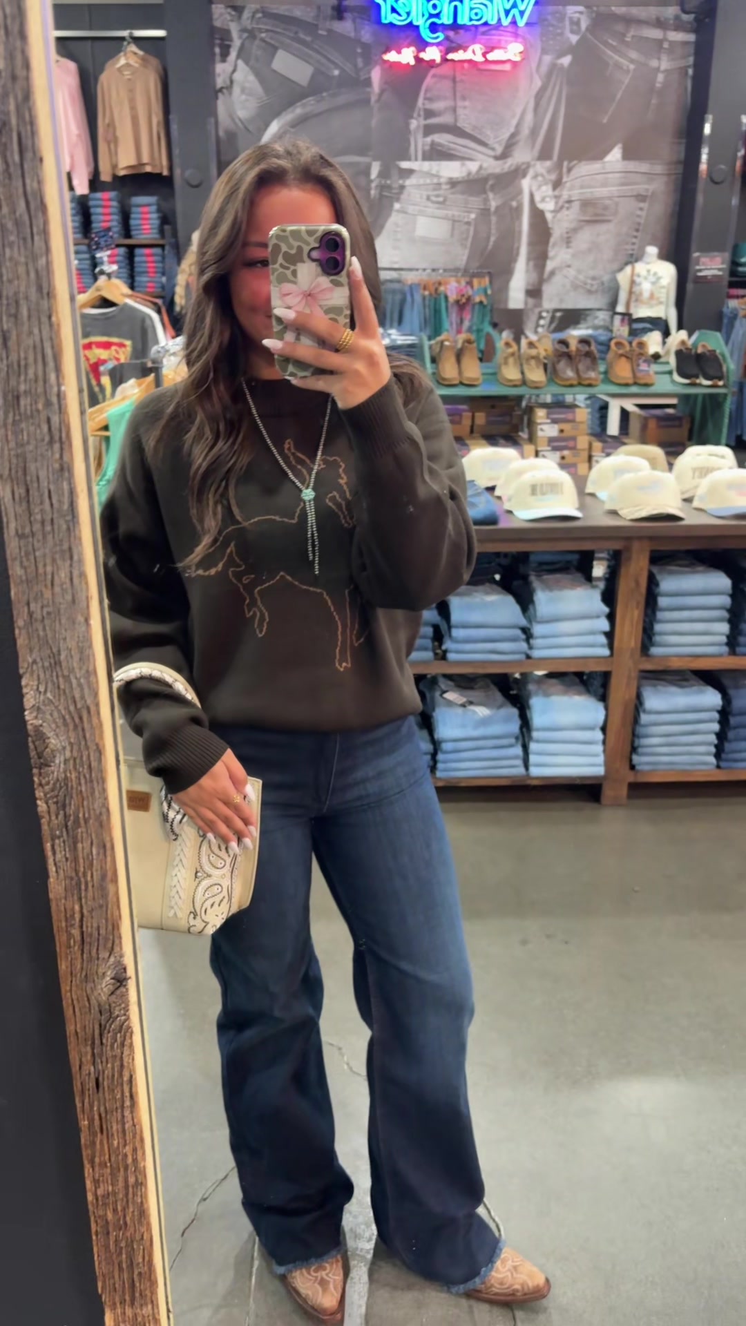 @Gilleys Western Store