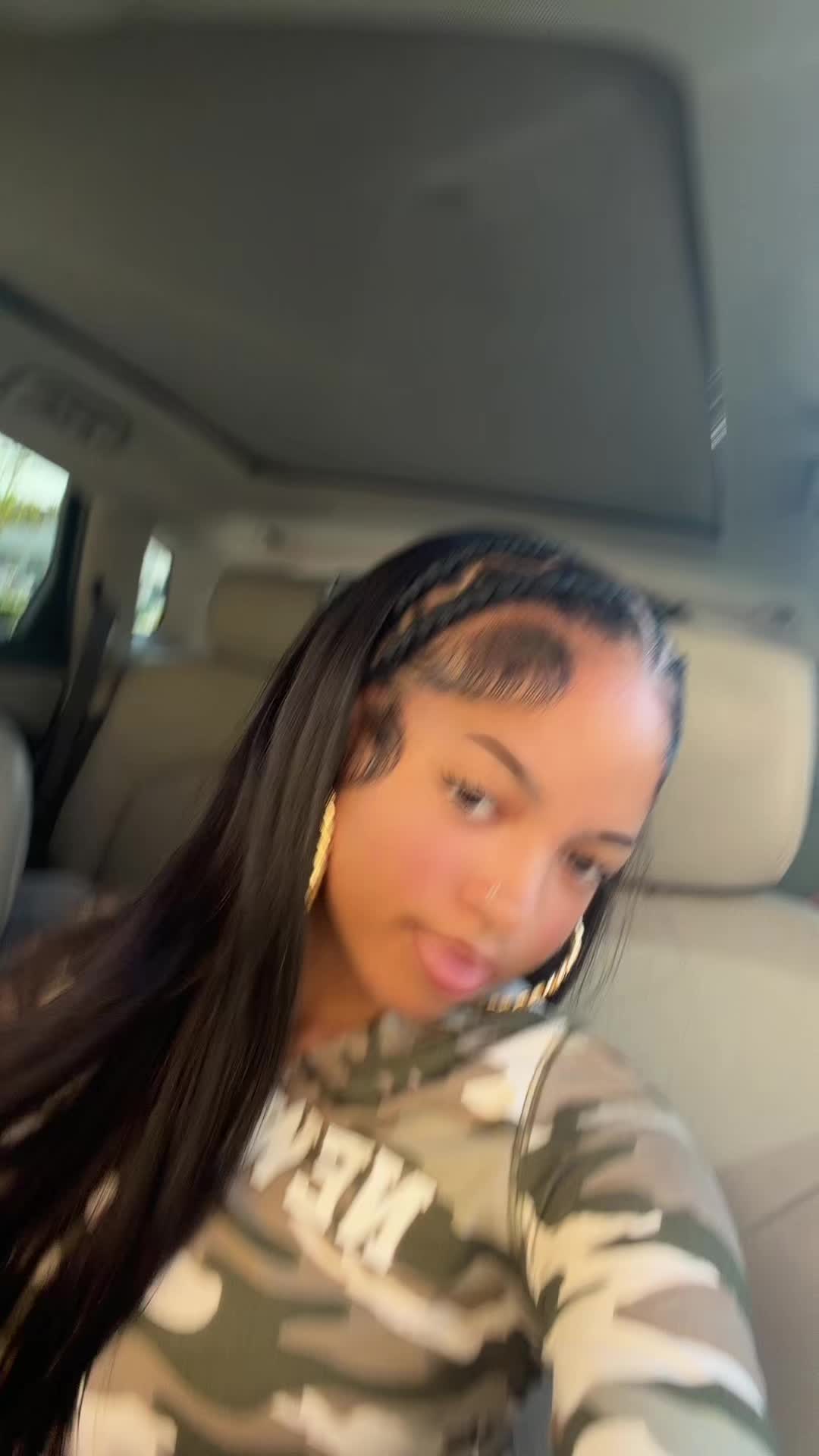 @thaonlyygirlyy