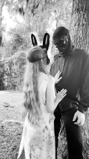 @🐰🪓 Dixie the Bunny 🪓🐰