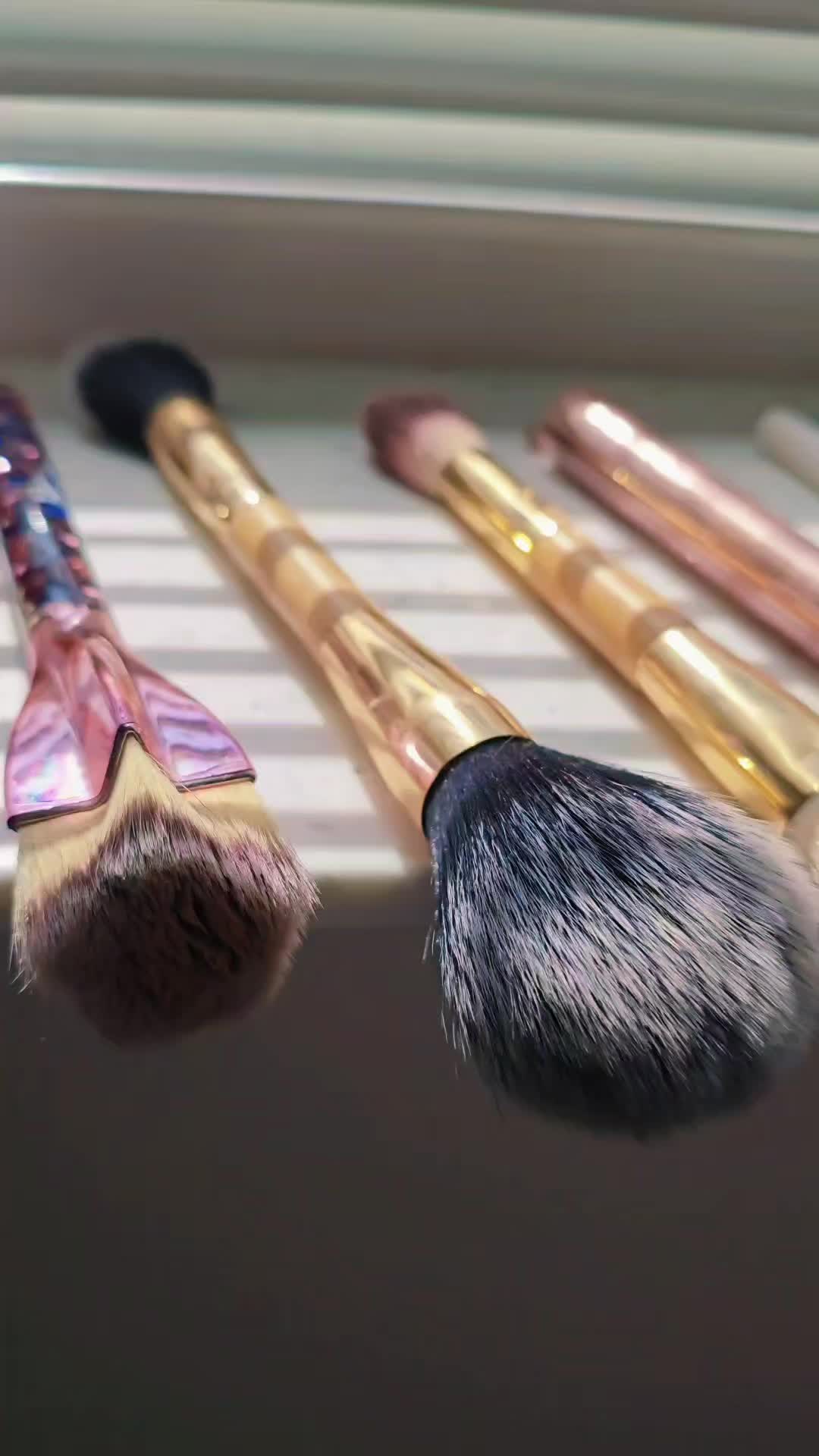 @💄 Amber 🎁
