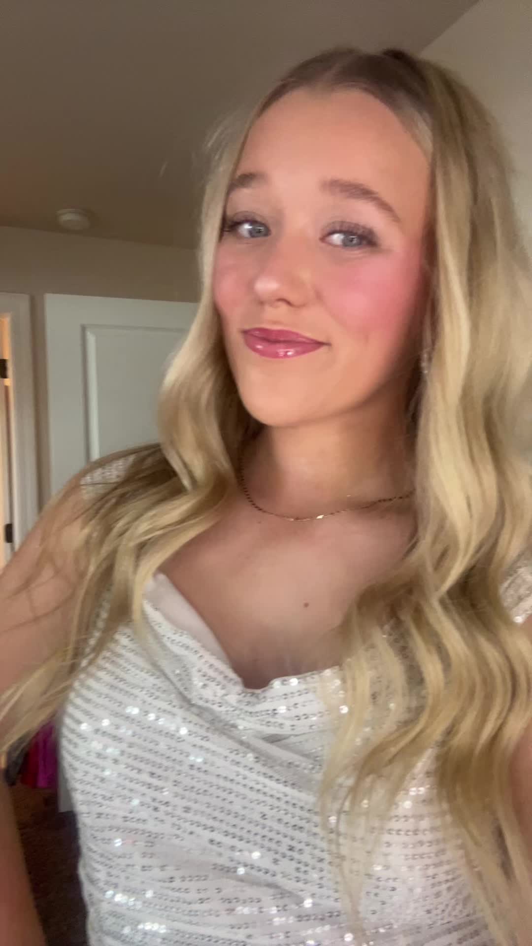 @Whitnee_vest