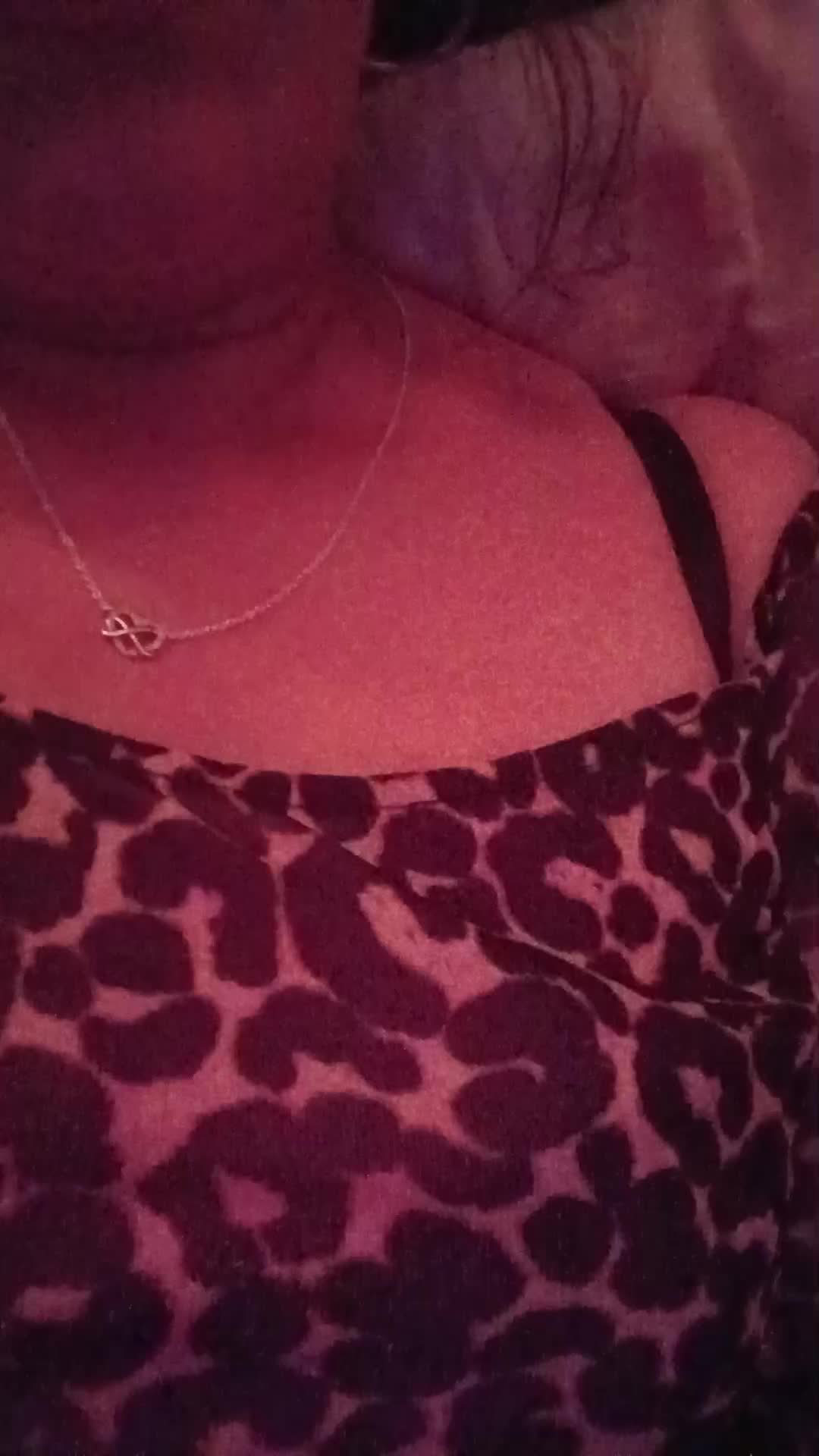 @Ari💞