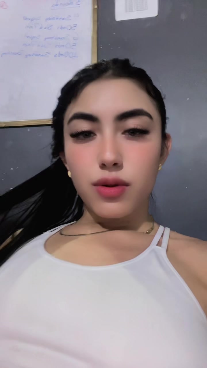 @isbelis mata❤️