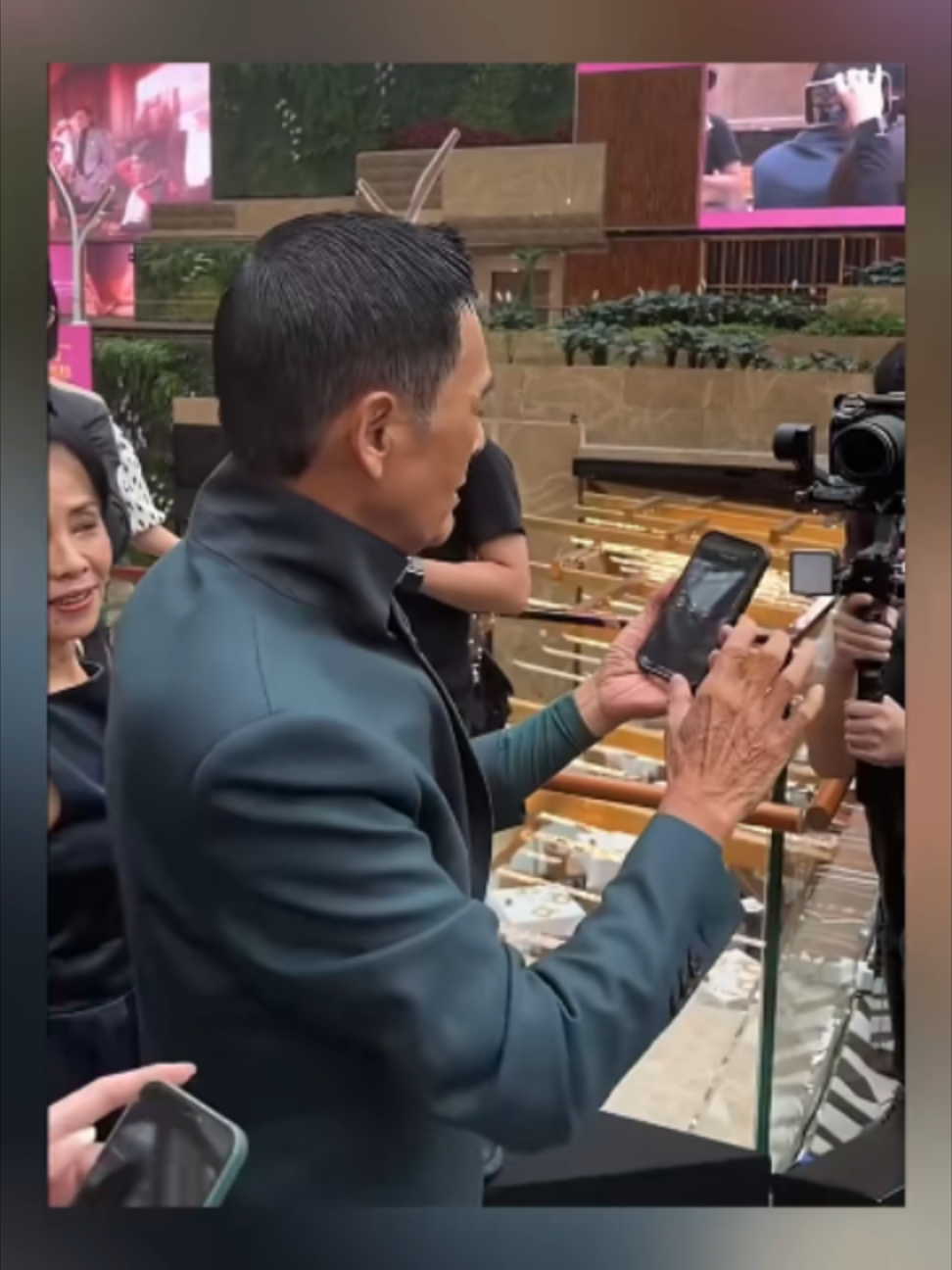 @Xử瑜宝在香港