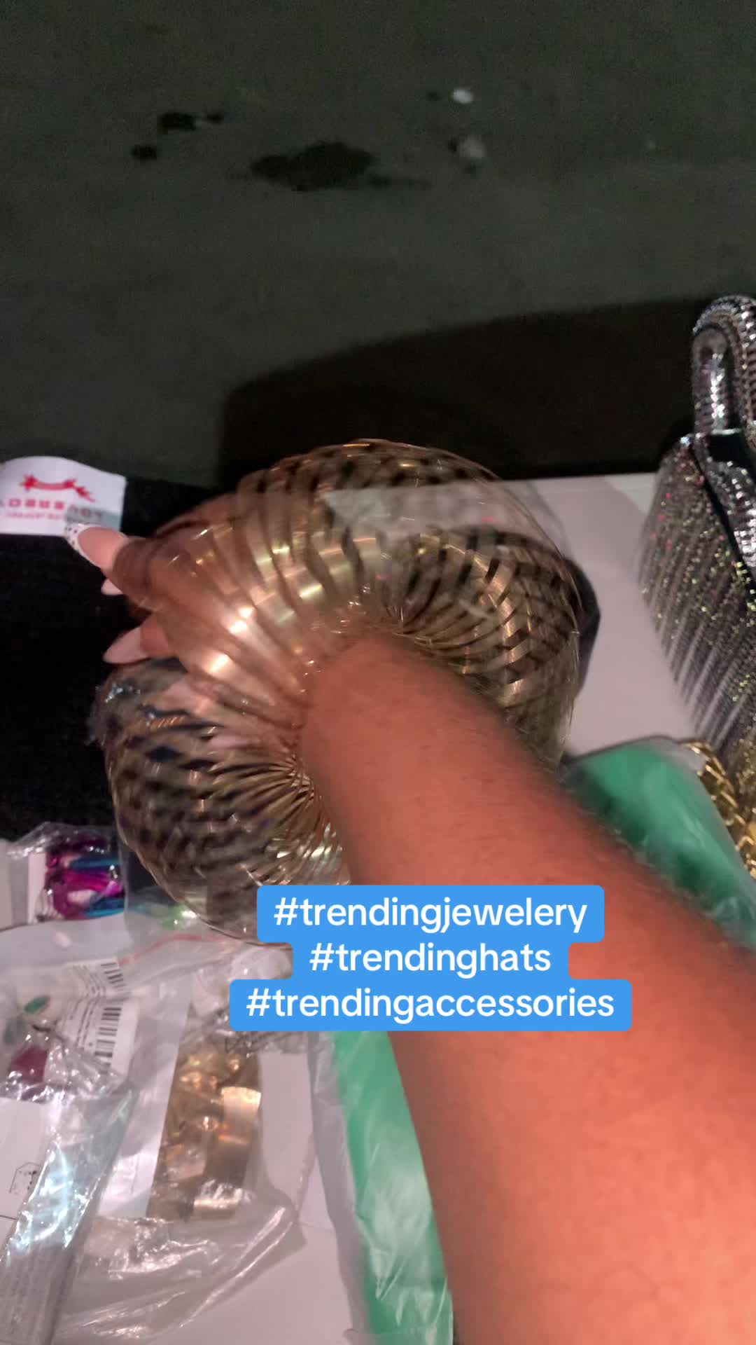 @Daintress_accessories_more