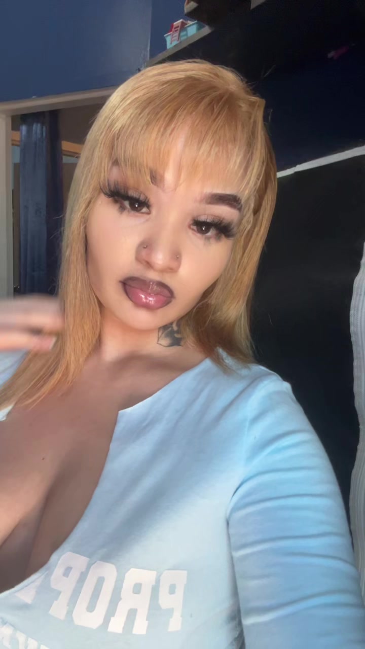 @Líjah East