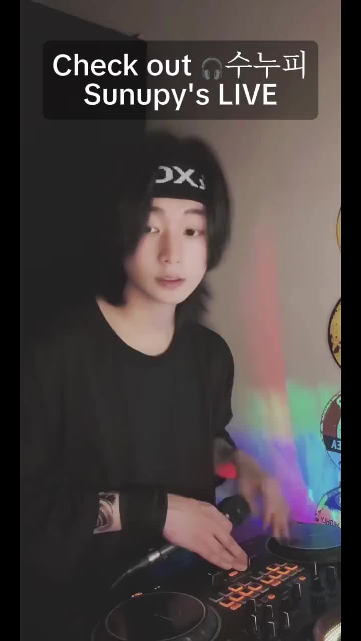 @💃🖖🏻🥷💖RadiantRuth☀️🥷🦞🎧