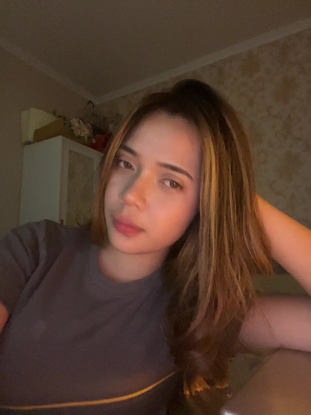 @whoskeziaa