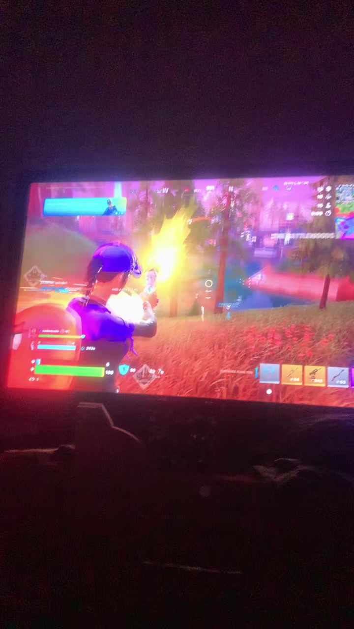 @Blake&rsquo;s Snipes