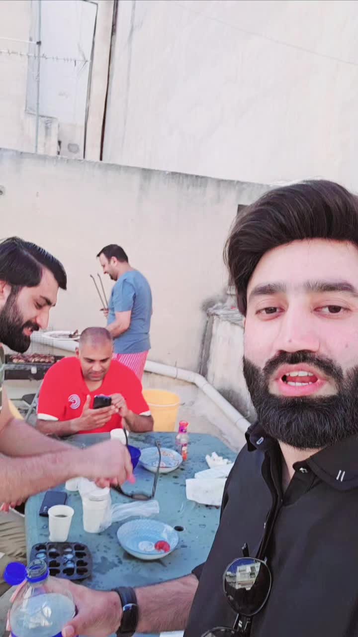 @Bagga Saroya 804
