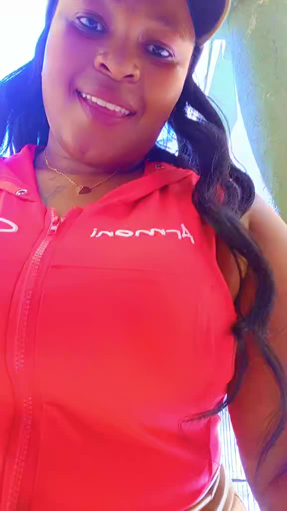 @moniq
