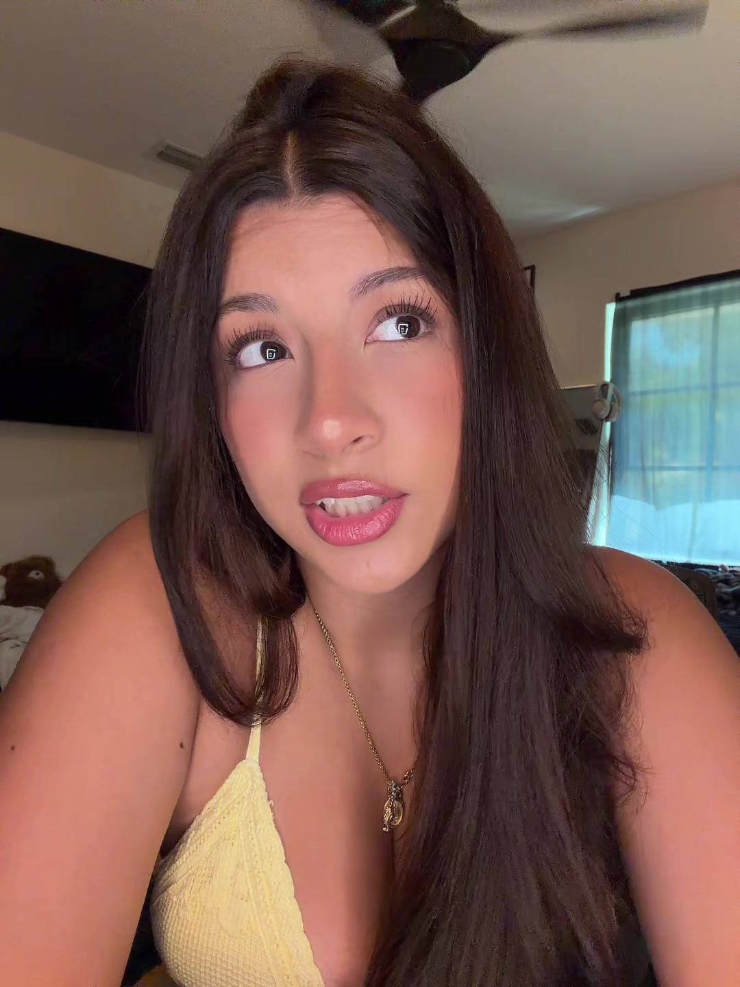 @EMILY ✰🩵