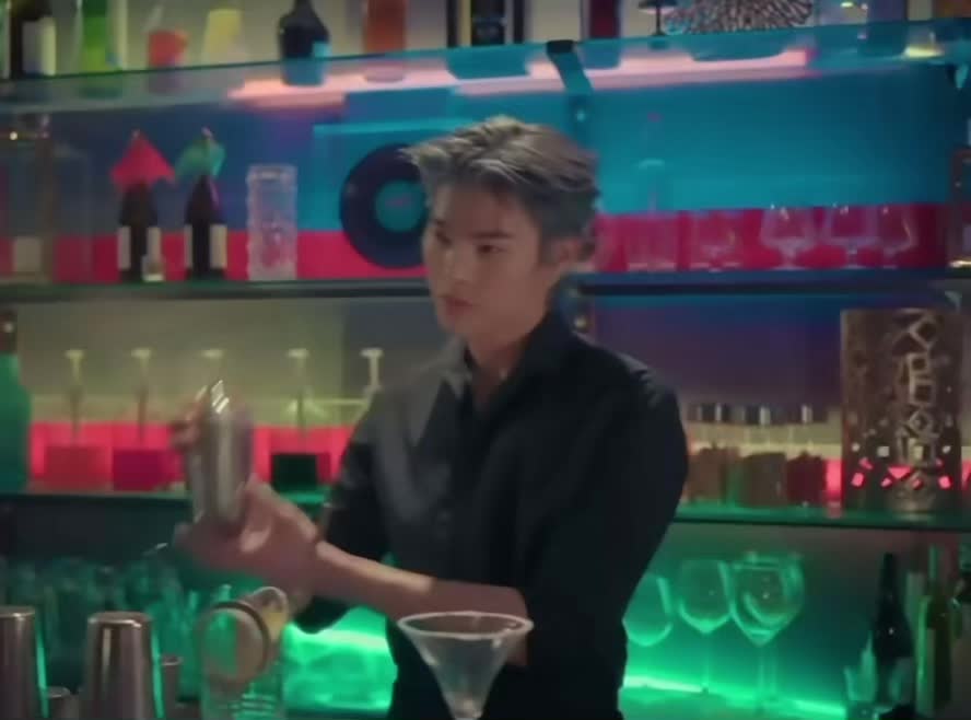 @Nik 🐺 (Qtoeys version) 🎸🦈