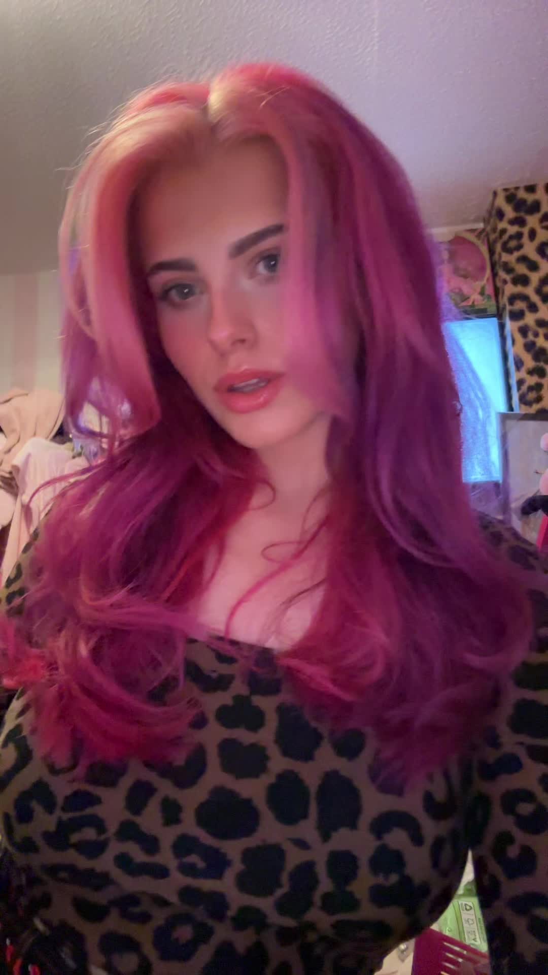 @Ellie🦄✨🫧💋