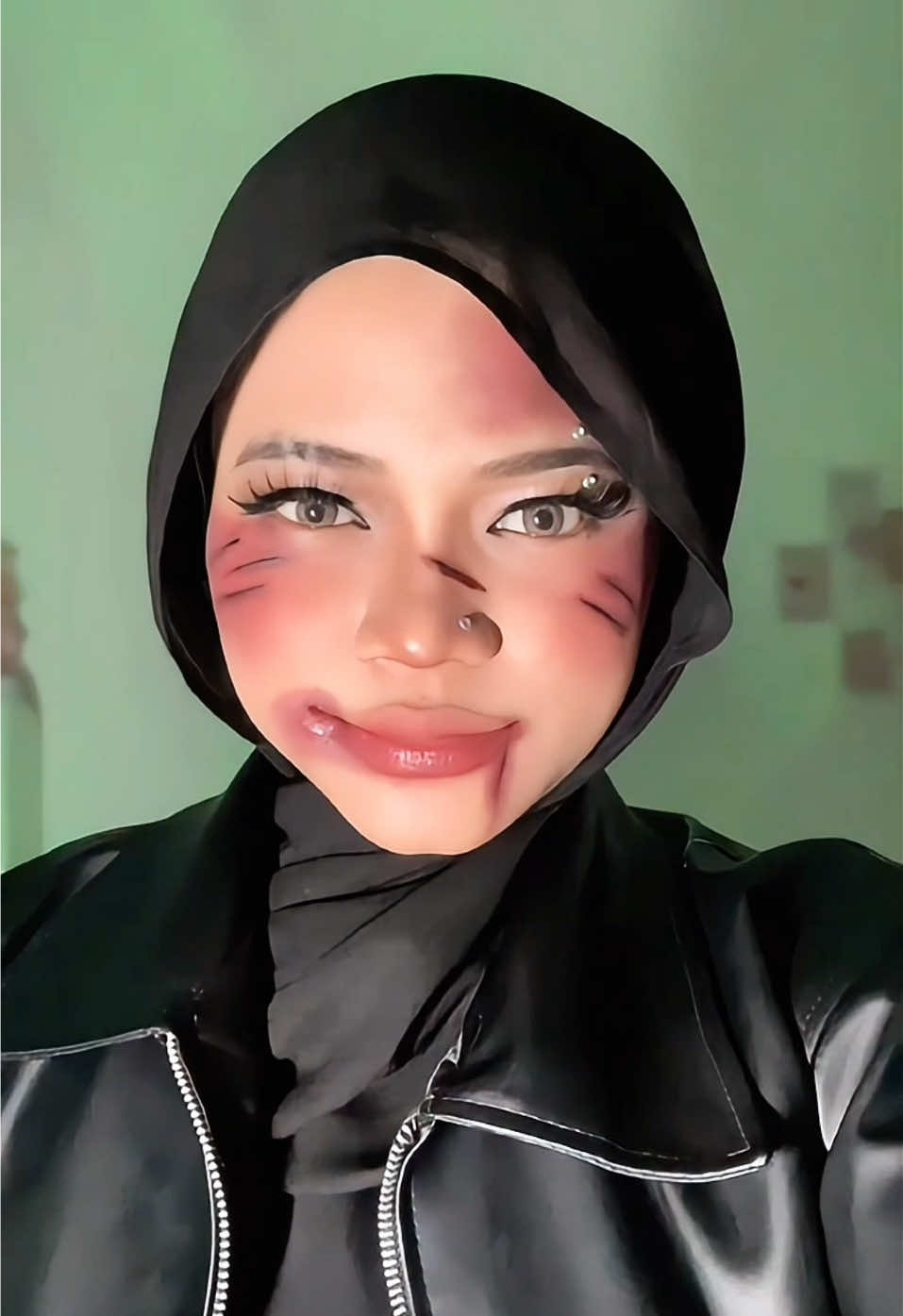 @heeyrenaa