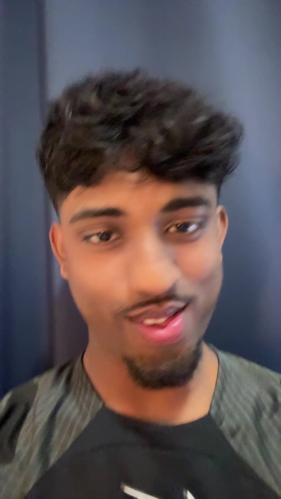 @LANKAN🇱🇰🇲🇺